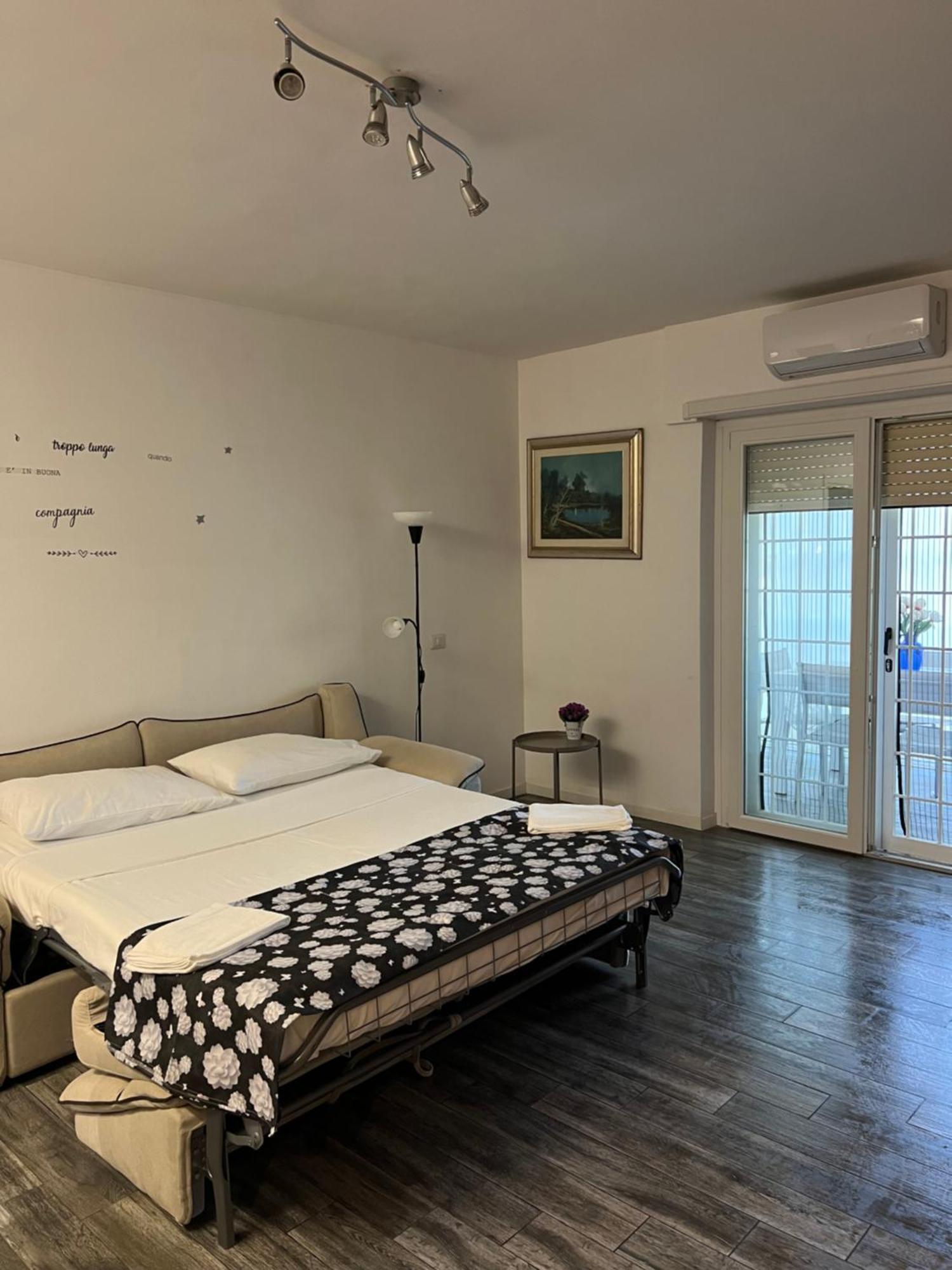 Appartamento Zona Torrino Rome Buitenkant foto